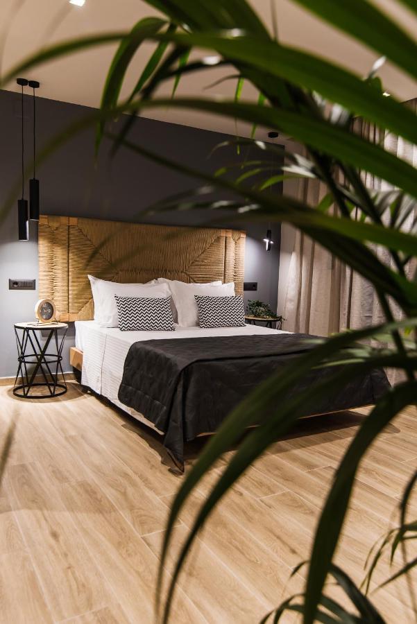 Nuovo Luxury Suite Малиа Екстериор снимка