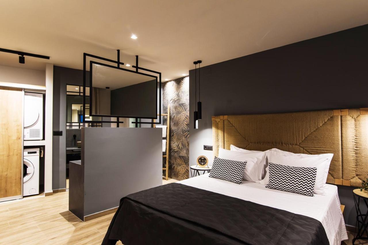 Nuovo Luxury Suite Малиа Екстериор снимка